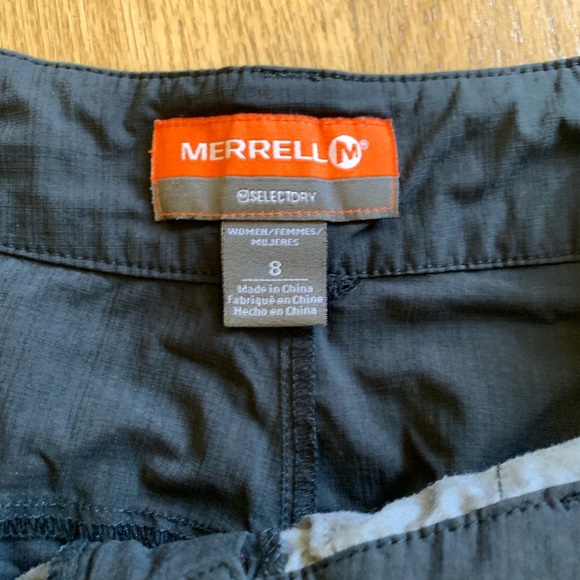 Merrell Select dry women’s shorts black size 8 like new - Picture 3 of 7